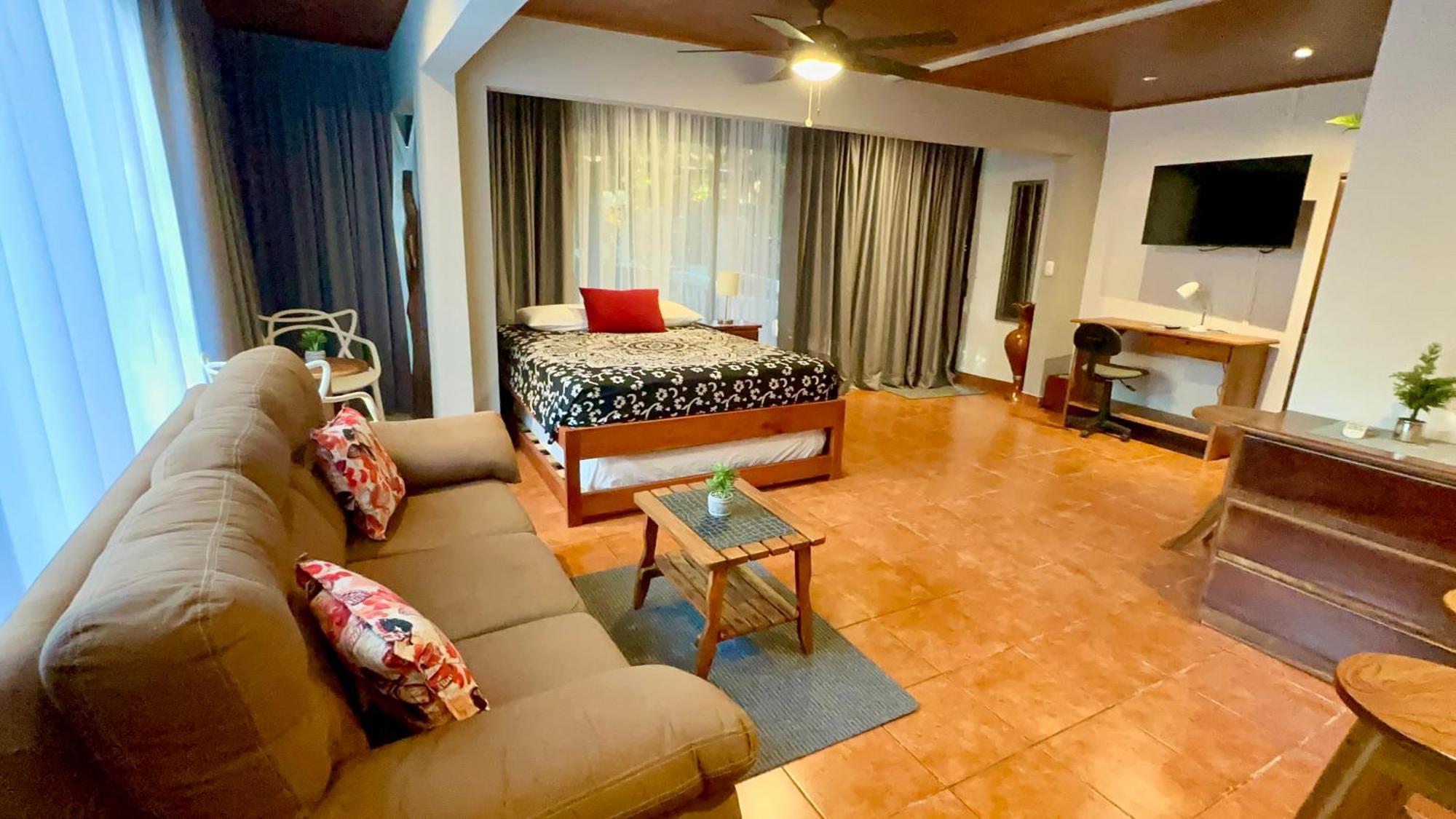 Jungle Beach Hotel Manuel Antonio Bagian luar foto