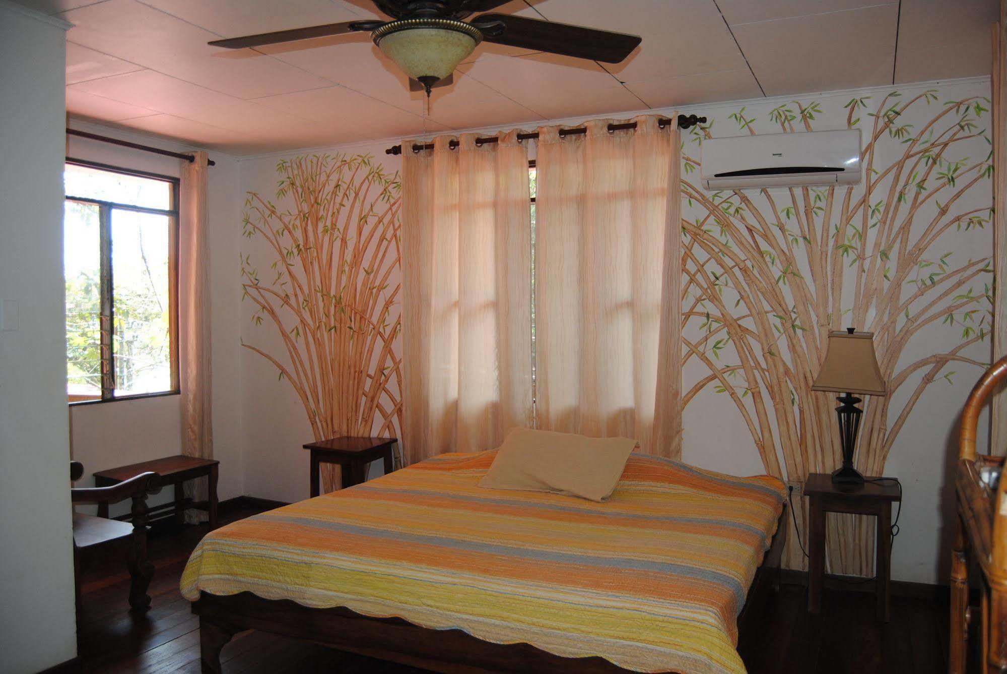 Jungle Beach Hotel Manuel Antonio Bagian luar foto